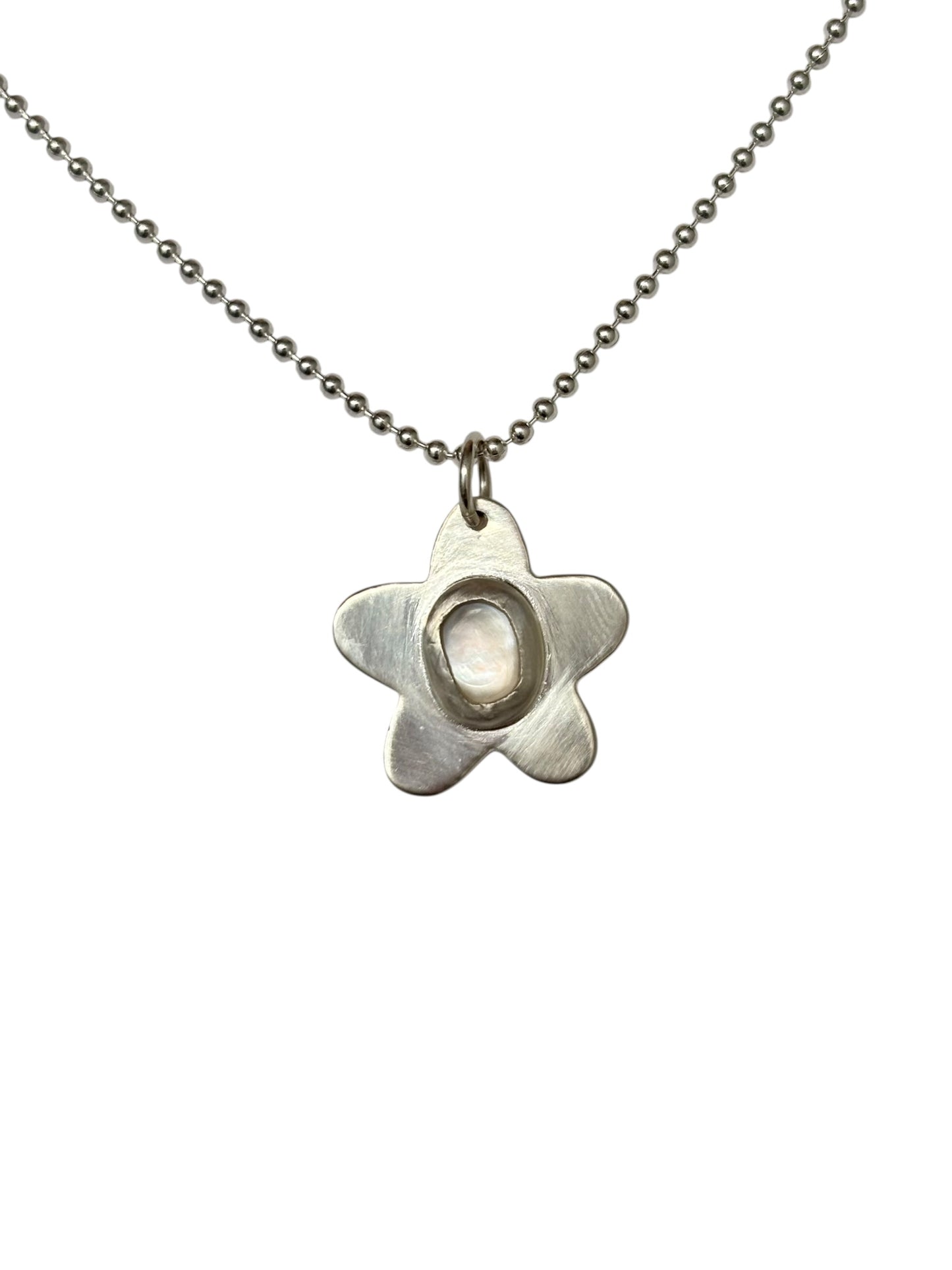 Mother of Pearl Flower Necklace