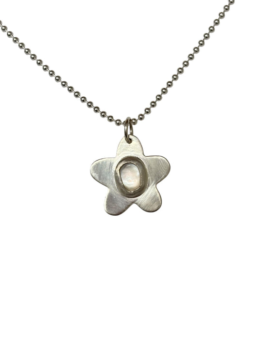 Mother of Pearl Flower Necklace