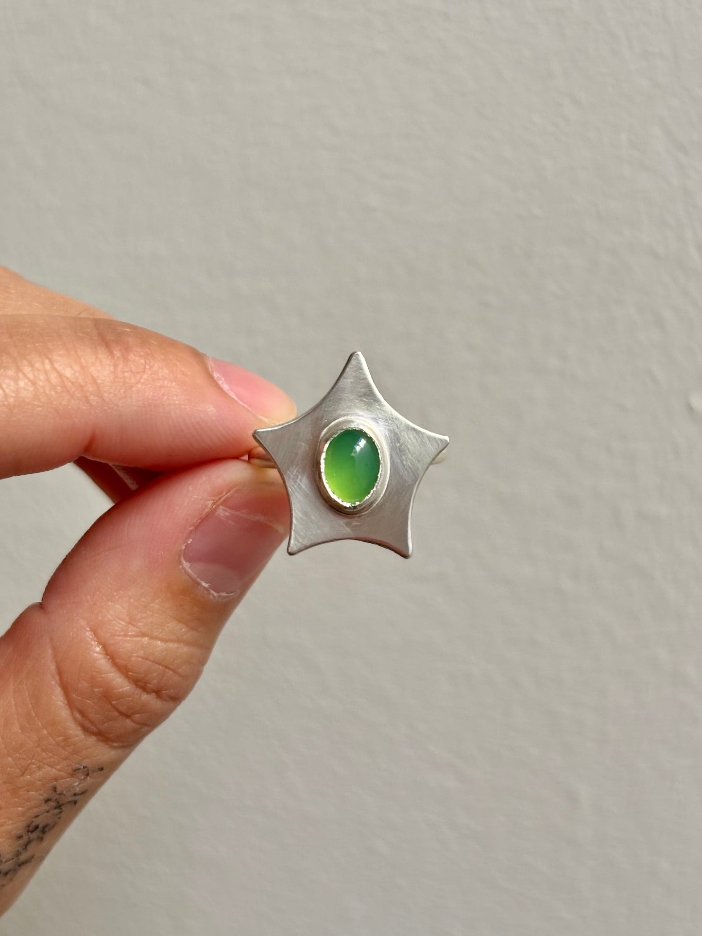 Chrysoprase Star Ring