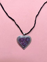 Load image into Gallery viewer, Cowrie Heart Pendant
